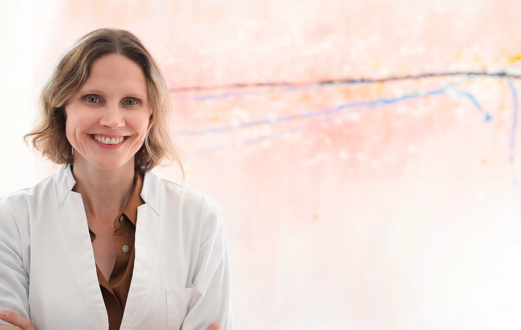 Johanna Reinhardt-Rupp schaut in die Kamera und lächelt.